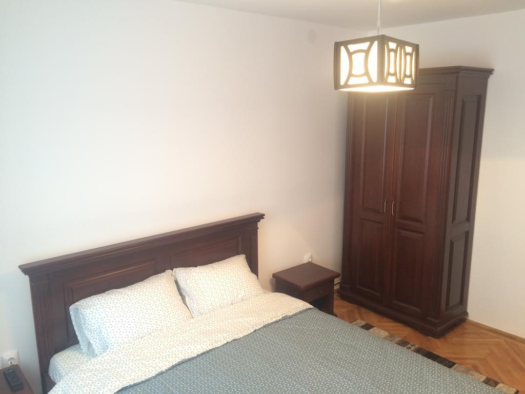 Apartment Krondays Brasov Luaran gambar
